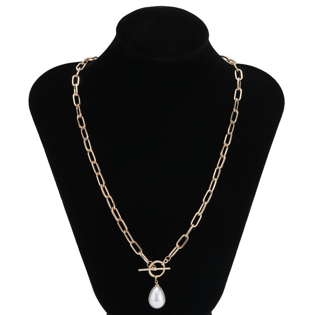Baroque Pearl Coin Pendant Choker Necklace