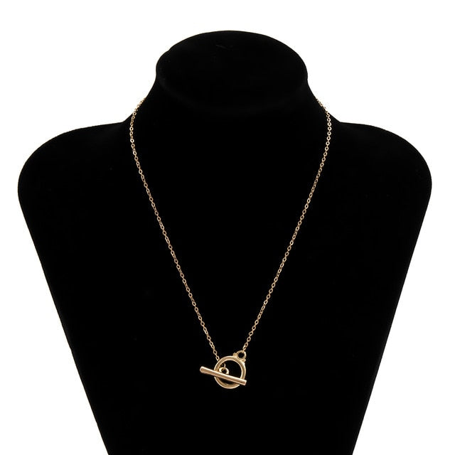 Baroque Pearl Coin Pendant Choker Necklace