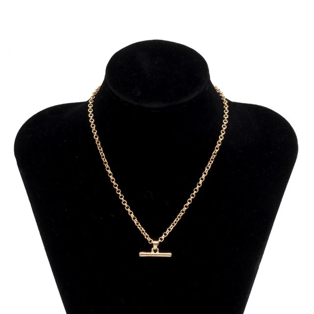 Baroque Pearl Coin Pendant Choker Necklace