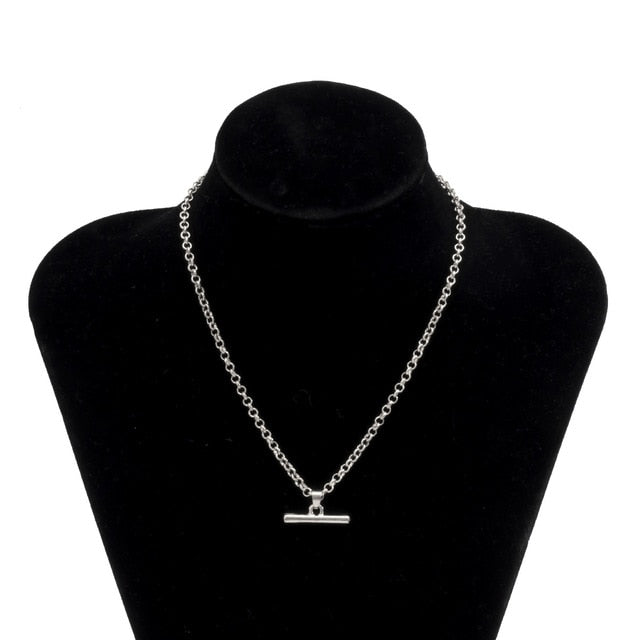 Baroque Pearl Coin Pendant Choker Necklace